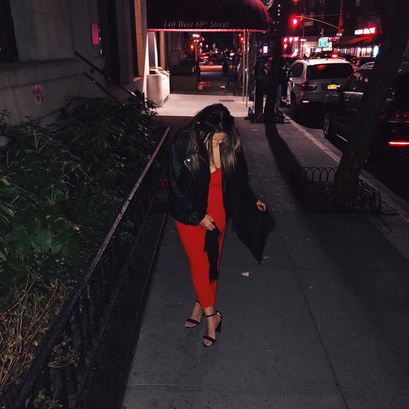 Meet your Posher, Brianna - Picture 2 of 3